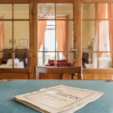 Hotiday Collection - 酒店 4*