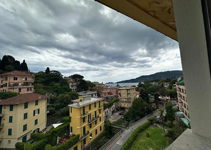 Hotell Hotiday Collection -